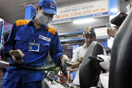 Giá xăng có thể tăng nhẹ vào ngày mai (5/6)