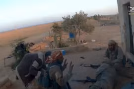 Những phần tử khủng bố IS bị Al-Qaeda hành quyết ở Hama - ảnh video "thánh chiến"
