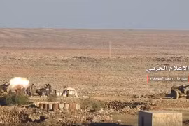 Lực lượng pháo binh quân đội Syria ở Sweida. Ảnh South Front