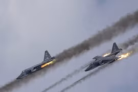 Không quân Nga không kích trên chiến trường Syria