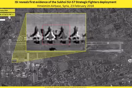Hai chiếc tiêm kích tàng hình thế hệ 5 Su-57 trên căn cứ không quân Khmeimim, Latakia, Syria