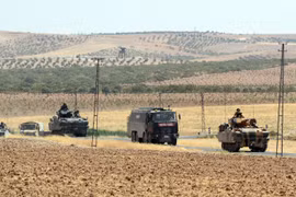 Quân đội Thổ Nhĩ Kỳ tấn công xâm lược miền Bắc Syria