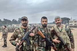 Một nhóm binh sĩ thuộc sư đoàn cơ giới số 4 trên chiến trường Đông Ghouta - ảnh minh họa South Front