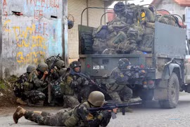 Giao chiến trên đường phố Marawi Philippines