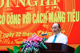 Thủ tướng Chính phủ Nguyễn Xuân Phúc phát biểu tại Hội nghị biểu dương người có công với cách mạng tiêu biểu năm 2017 nhân kỷ niệm 70 năm ngày Thương binh liệt sỹ do UBND tỉnh Quảng Nam vừa tổ chức.