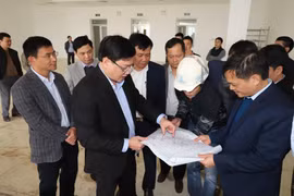 Ông Mai Xuân Liêm kiểm tra thực địa