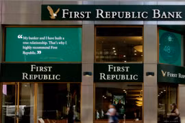 Lượng tiền gửi "chảy ra" của First Republic là “chưa từng có tiền lệ”