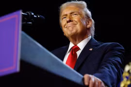 Ông Trump tuyên bố "kỷ nguyên vàng" của nước Mỹ trong phát biểu chiến thắng
