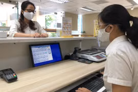 Đội ngũ giao dịch viên Vietnam Post sử dụng các nền tảng ứng dụng MPITS nhằm nâng cao trải nghiệm về dịch vụ cho khách hàng