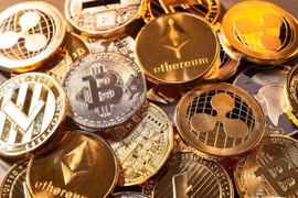 Đầu tư Bitcoin năm 2022: Không còn thăng hoa nhưng vẫn hơn mua vàng?