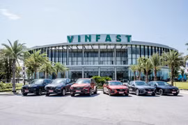 Dồn lực cho xe điện và tài trợ chống dịch, Vingroup lần đầu báo lỗ năm 2021