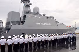 Chiến hạm Đinh Tiên Hoàng