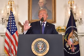 Ông Trump lên truyền hình tuyên bố phát lệnh tấn công Syria hôm 14/4