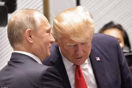 Việc ông Trump phá băng quan hệ với Nga đang khiến một bộ phận chính giới Mỹ tức giận