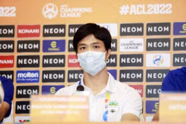 Công Phượng quyết tâm ghi bàn giúp HAGL có điểm trước Sydney FC. (Ảnh: VFF).