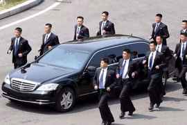 Vệ sĩ của ông Kim.