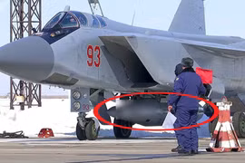 Máy bay Mig-31.