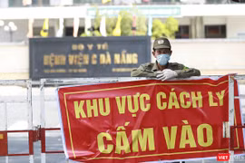 Bệnh viện C Đà Nẵng trong ngày phong tỏa đầu tiên