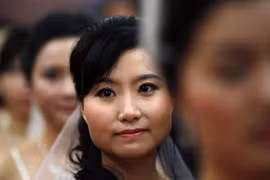Ngày càng nhiều thanh niên Trung Quốc không lấy được vợ (Ảnh: Business Insider)