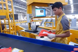 Hệ thống dây chuyền chia chọn của Vietnam Post có thể chia chọn hàng hóa chi tiết đến tận cấp huyện, xã.