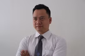Luật sư