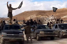 Những chiến binh của Al-Nusra Front. Ảnh: Reuters
