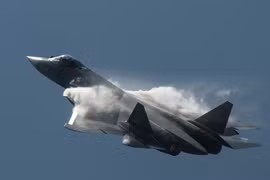 Tiêm kích thế hệ năm T-50 của Nga