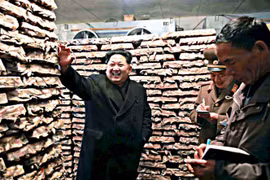 Xuất hiện tin đồn sân bay Triều Tiên bị gài bom để ám sát lãnh đạo Kim Jong-un - Ảnh: Reuters