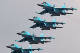 Máy bay chiến đấu hiện đại Sukhoi Su-34 của Nga - Ảnh: Airplane Pictures