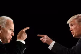Cuộc quyết đấu giữa ông Donald Trump và ông Joe Biden sẽ ngã ngũ vào ngày 3/11 tới đây (Ảnh: Nikkei)
