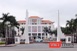 VietTimes -- Ngày 11/10, Tỉnh ủy Quảng Nam vừa công bố Quyết định công bố "đường dây nóng" tiếp nhận thông tin về công tác nội chính và phòng chống tham nhũng trên địa bàn tỉnh.