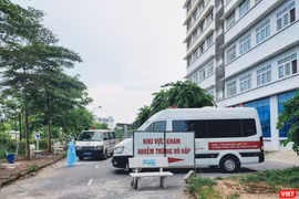 Khu vực khám nhiễm trùng hô hấp ở bệnh viện (Ảnh - Minh Thuý) 