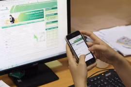Trong năm vừa qua, liên tiếp nhiều khách hàng, nhiều ngân hàng bị tấn công, đánh cắp thông tin. Ảnh minh hoạ: Dân Trí.