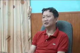Ông Trịnh Xuân Thanh khi về nước "đầu thú". Hình cắt từ clip của VTV