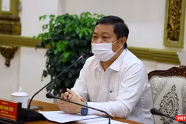 Ông Dương Anh Đức, Phó Chủ tịch UBND TP.HCM tại cuộc họp sáng ngày 8/3 (Ảnh: Huyền Mai) 