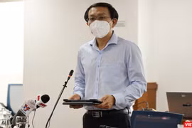Giám đốc Sở Thông tin - Truyền thông Lâm Đình Thắng phát biểu tại họp báo. Ảnh: Huyền Mai
