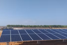 Nhà máy điện mặt trời Hồng Phong 1B (Nguồn: Vietracimex)