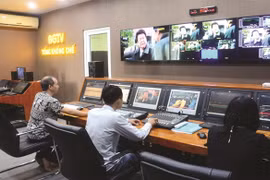 Nhiều chuyên gia lo ngại Dự thảo Nghị định sẽ tạo thêm các gánh nặng về thủ tục hành chính cho doanh nghiệp và là rào cản cho hoạt động đầu tư vào lĩnh vực nội dung số tại Việt Nam. Ảnh minh họa.