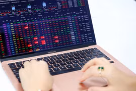 Thị trường bùng nổ làn sóng IPO sau giai đoạn trầm lắng. Ảnh minh hoạ: HT