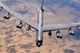 Oanh tạc cơ chiến lược B-52