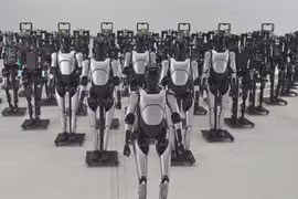 Tin nóng KHCN 27/3: Công ty Trung Quốc sản xuất 5.000 robot hình người, pin nước biển sạc nhanh