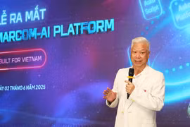 Ông Đào Quang Bính, Tổng giám đốc, Tổng thư ký tòa soạn VnEconomy phát biểu tại sự kiện ra mắt nền tảng Marcom AI