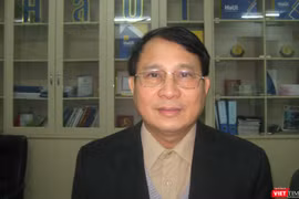 PGS TS Lê Hồng Quân - Phó Chủ tịch Hội Kỹ sư Ô tô Việt Nam, Giảng viên Đại học Công nghiệp Hà Nội