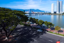 Từ nay đến ngày 15/8, Sở GTVT TP sẽ tiến hành lắp đặt biển báo ZONE “Bắt đầu vào khu vực cấm xe ô tô tải có tải trọng hàng hóa từ 1,5-2,5 tấn trong thời gian từ 6h30-8h30, từ 11h00-12h00 và từ 16h00-19h00” đối với hướng lưu thông từ đường bao vào khu vực 