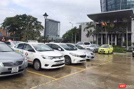 UBND TP Đà Nẵng đang giao cho các Sở ban ngành xem xét việc điều chỉnh tăng phí trước bạ đối với xe ô tô con dưới 9 chỗ ngồi cao hơn hiện tại