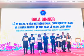 6 đơn vị được nhận giải Nhất poster đề án cải tiến chất lượng bệnh viện