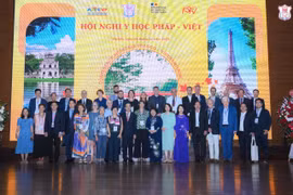 Hội nghị Y khoa Pháp - Việt quy tụ các nhà khoa học y học đầu ngành, các chuyên gia, bác sỹ danh tiếng của Pháp và Việt Nam.