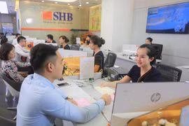 Các tác giả tham dự có thể nghiên cứu thể lệ chi tiết của cuộc thi bằng cách quét mã QR code thông qua camera điện thoại, zalo, viber…hoặc truy cập website www.shb.com.vn/sangtaokhonggioihan