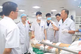 Bệnh viện Việt Đức hội chẩn trực tuyến cấp cứu các nạn nhân do bão lũ ở Lào Cai, Yên Bái