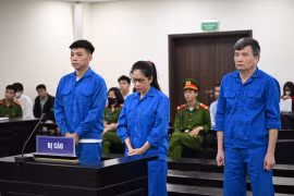 Cựu Vụ phó Bộ Công Thương hầu tòa vì nhận hối lộ 14 tỷ đồng: VKS đề nghị mức án